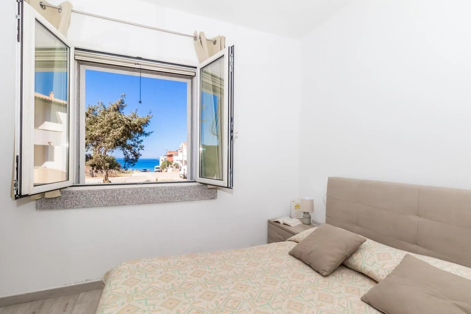 Sardegna Isola Rossa Casa Mirta Vista Mare E Wifi Apartment